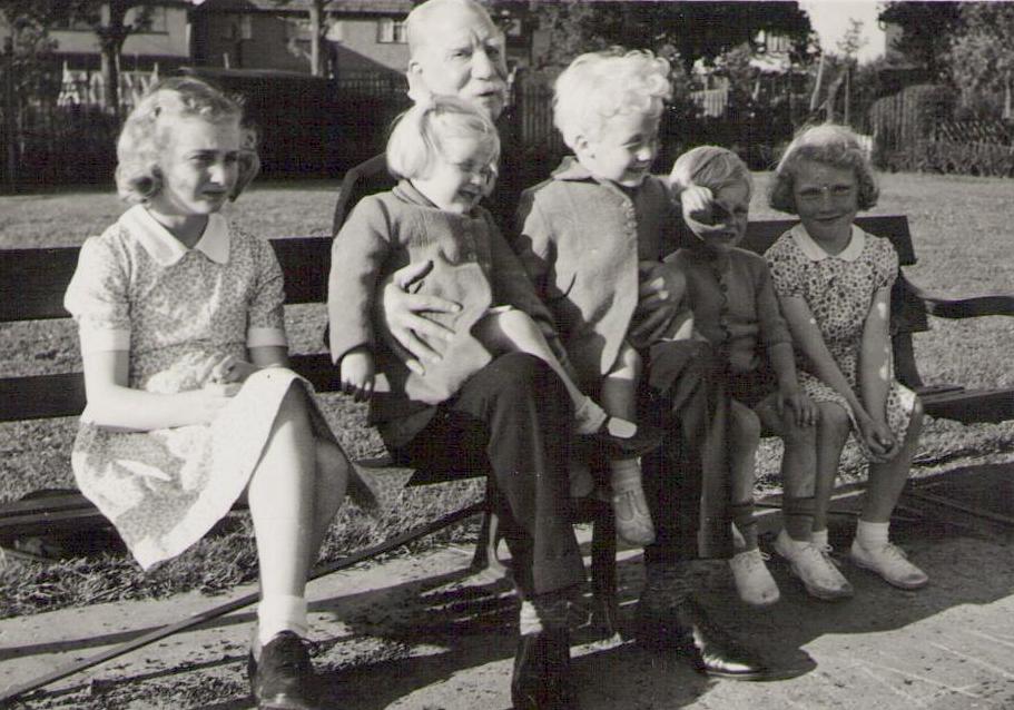 Family - 1937